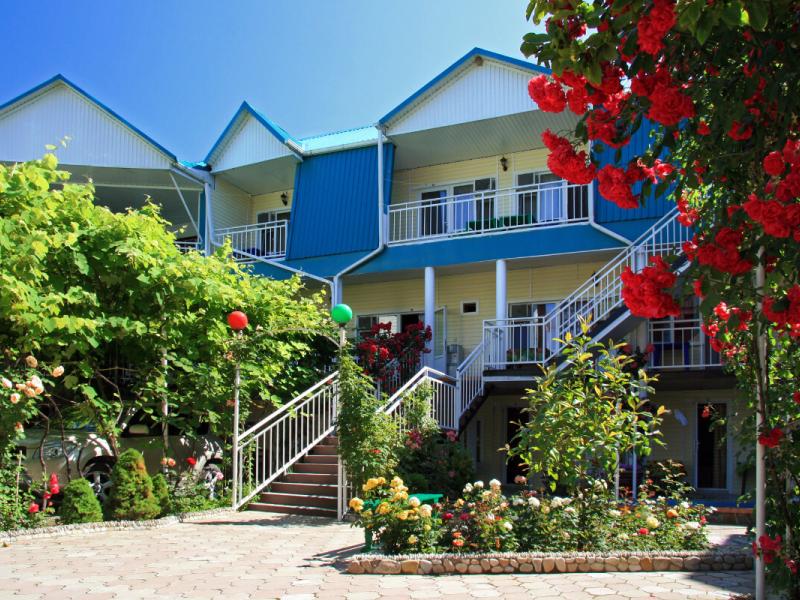 Черномор (Новомихайловский)