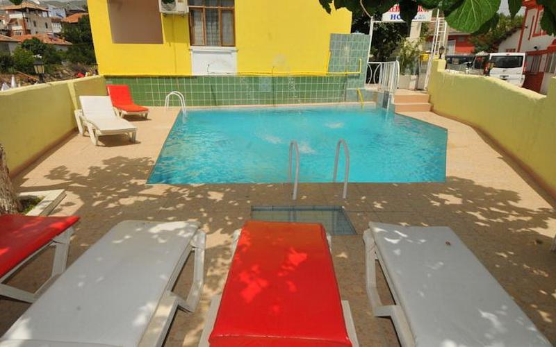 Kervansaray Hotel & Pension