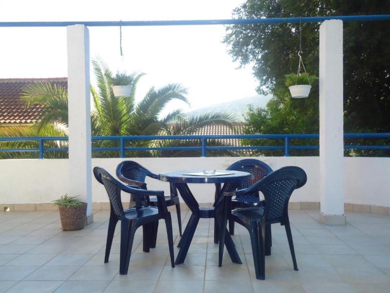 Villa L