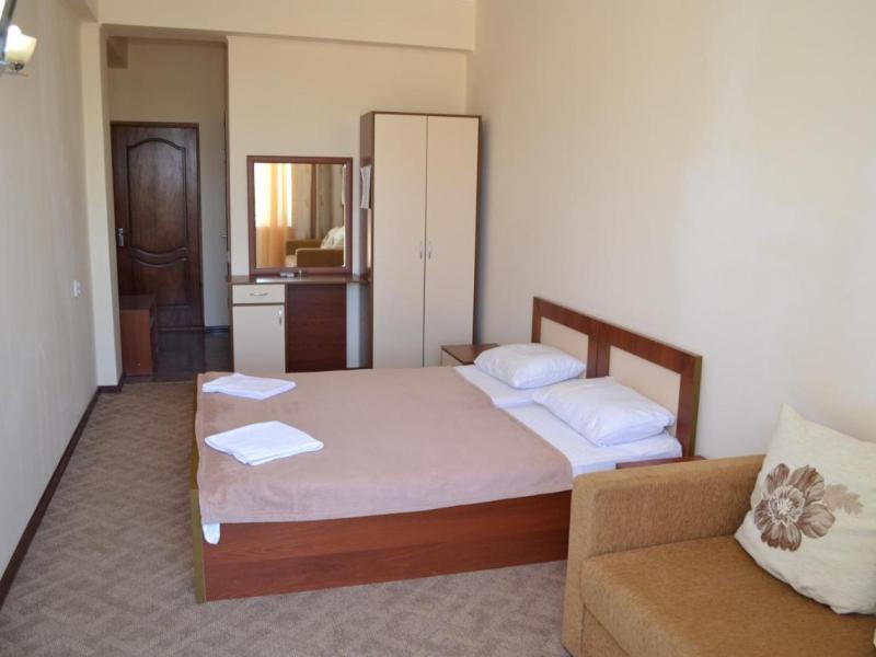 Палладиум (Витязево)