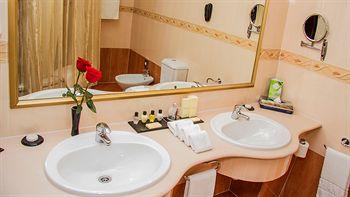 Grand Hotel Tien-Shan