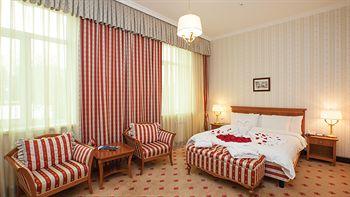 Grand Hotel Tien-Shan