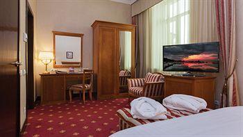 Grand Hotel Tien-Shan