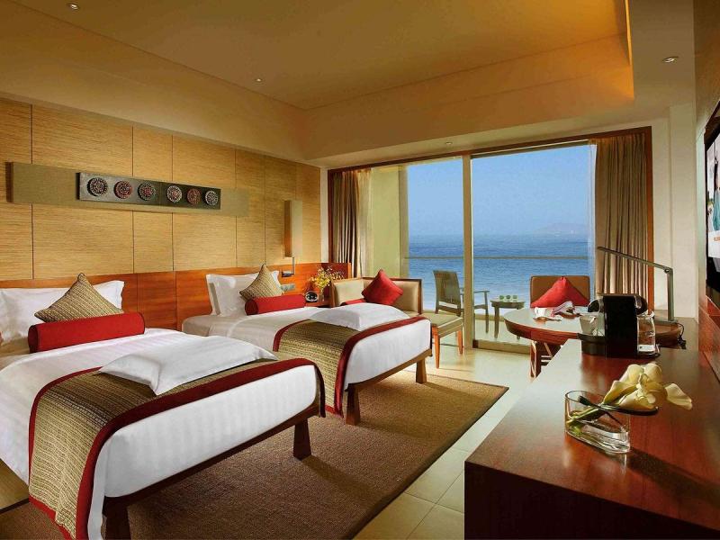 Pullman Oceanview Sanya Bay Resort & Spa