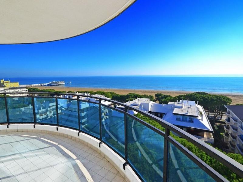 Sky Residence