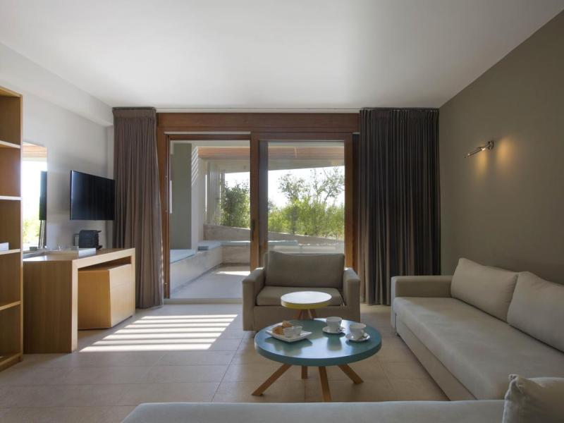 Thalatta Seaside Hotel