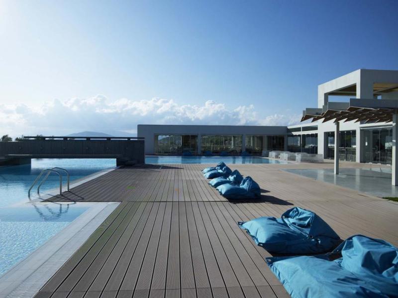 Thalatta Seaside Hotel