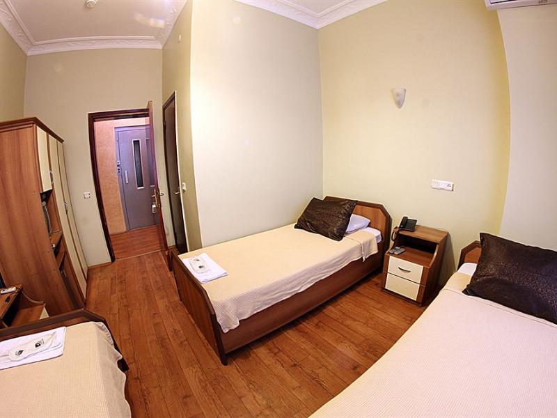 Paradise Hotel