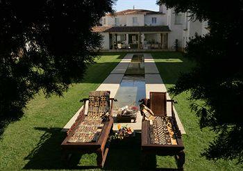 Tarthesh Hotel