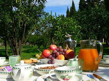 Tarthesh Hotel