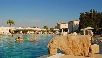 Tarthesh Hotel