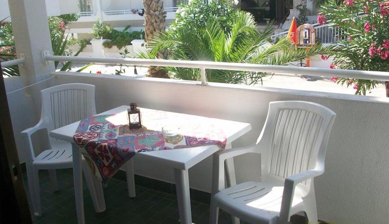 Mamouzelos Hotel Apartments