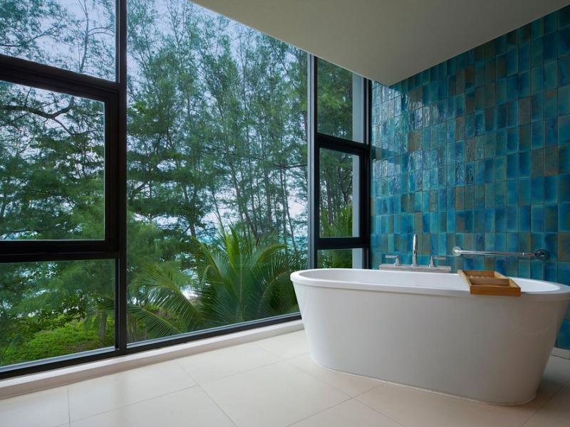 Le Meridien Phuket Mai Khao Beach Resort