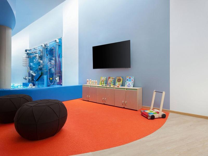 Le Meridien Phuket Mai Khao Beach Resort