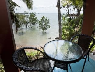 Отель Arawan Krabi Beach Resort Таиланд, Краби, фото 25