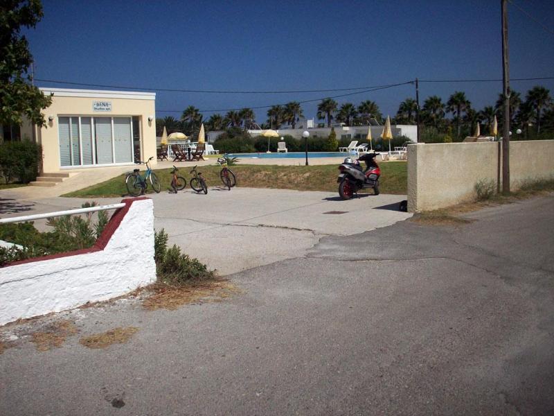 Rena Studios Apartments