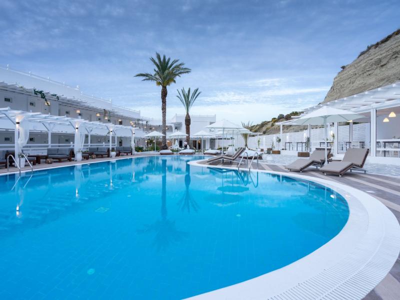 Aloe Hotel