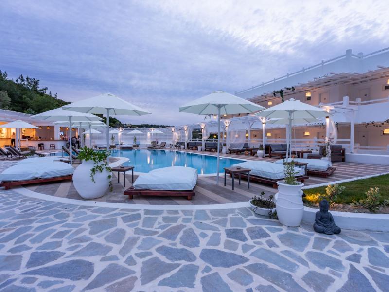 Aloe Hotel