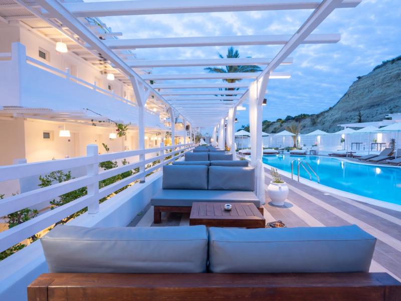 Aloe Hotel