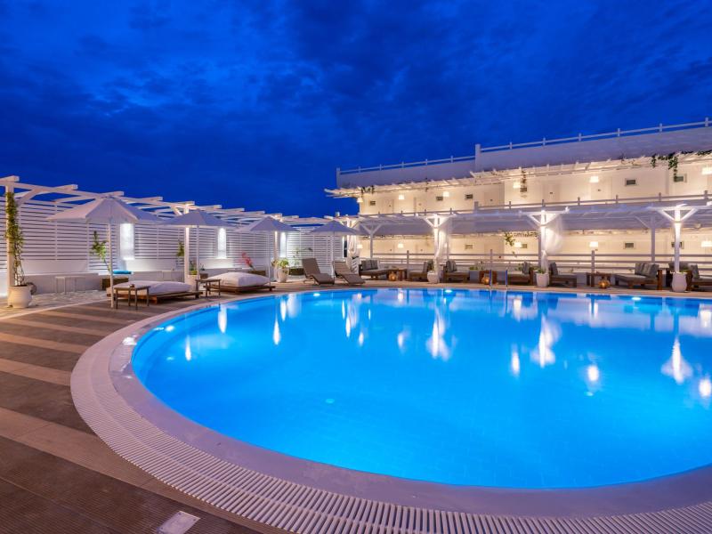 Aloe Hotel