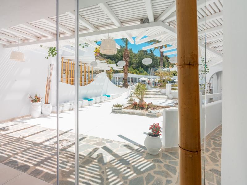 Aloe Hotel