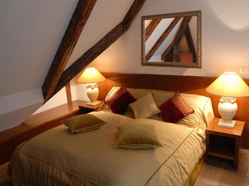 Amour Hotel Residence