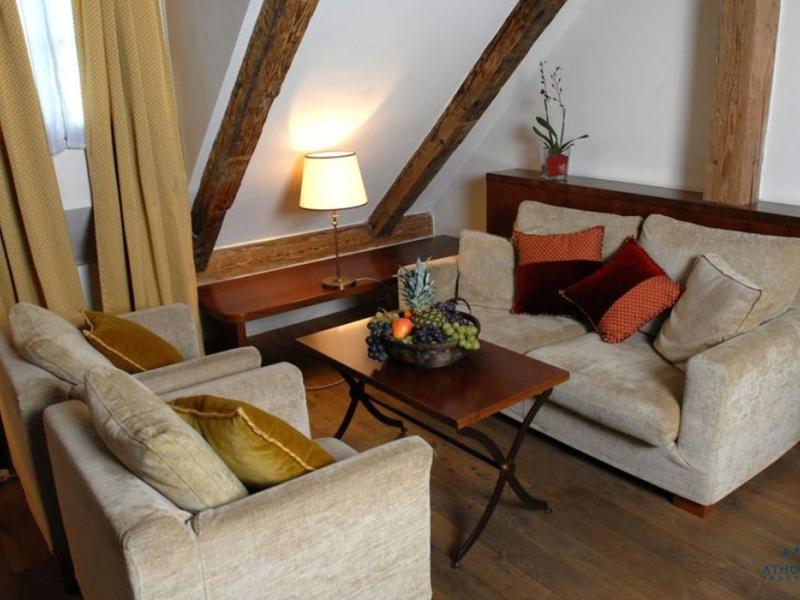 Amour Hotel Residence