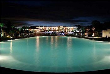 Chariot Beach Resort