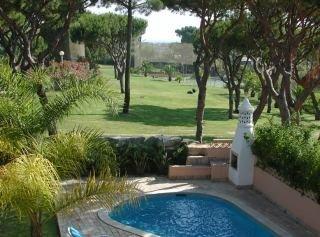 Vale do Garrao Villas