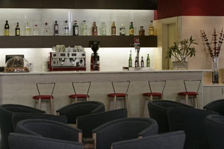 Holiday Inn Express Madrid-Airport