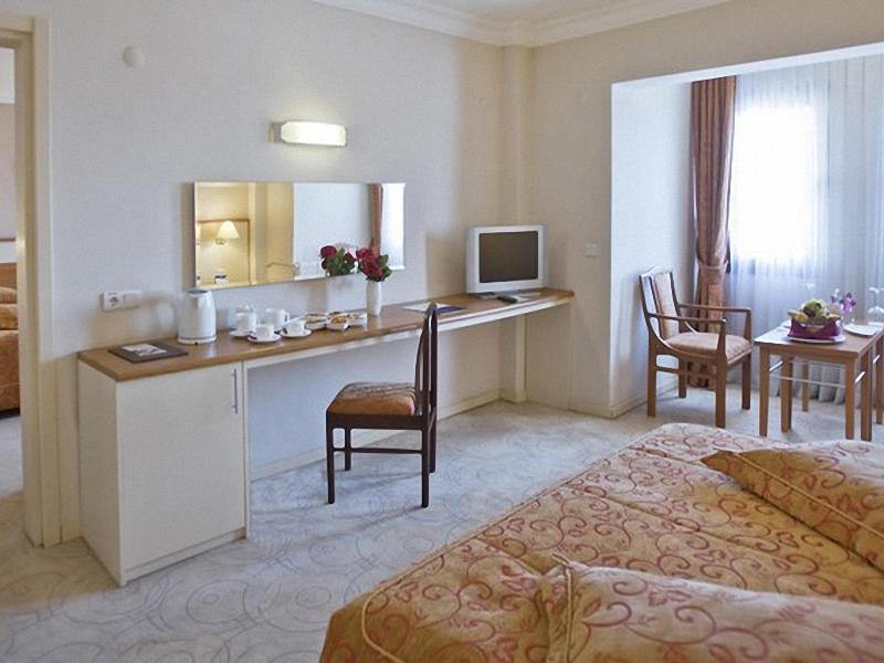 Crystal Kaymakli Hotel & Spa