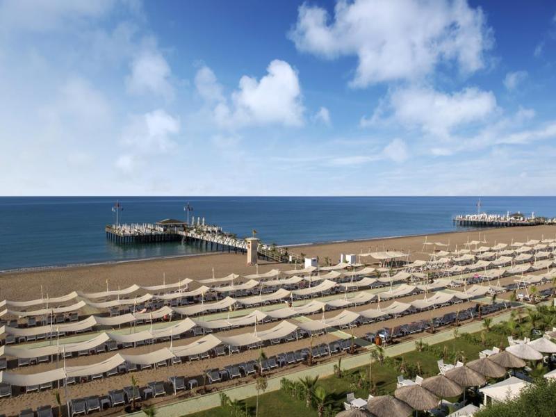 Delphin Imperial Lara