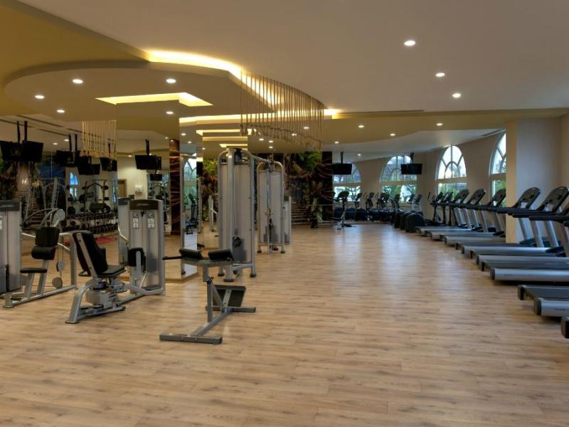 Delphin Imperial Lara