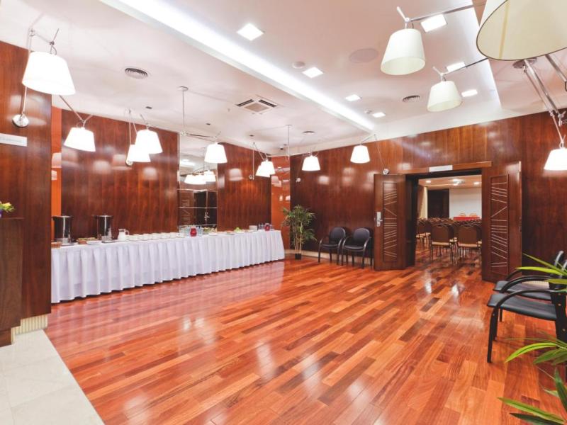 East Gate Hotel