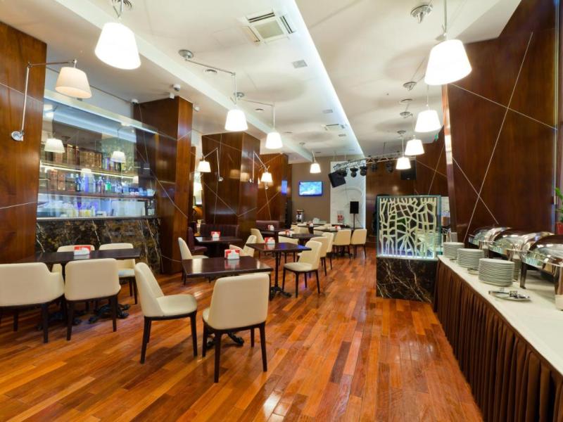 East Gate Hotel