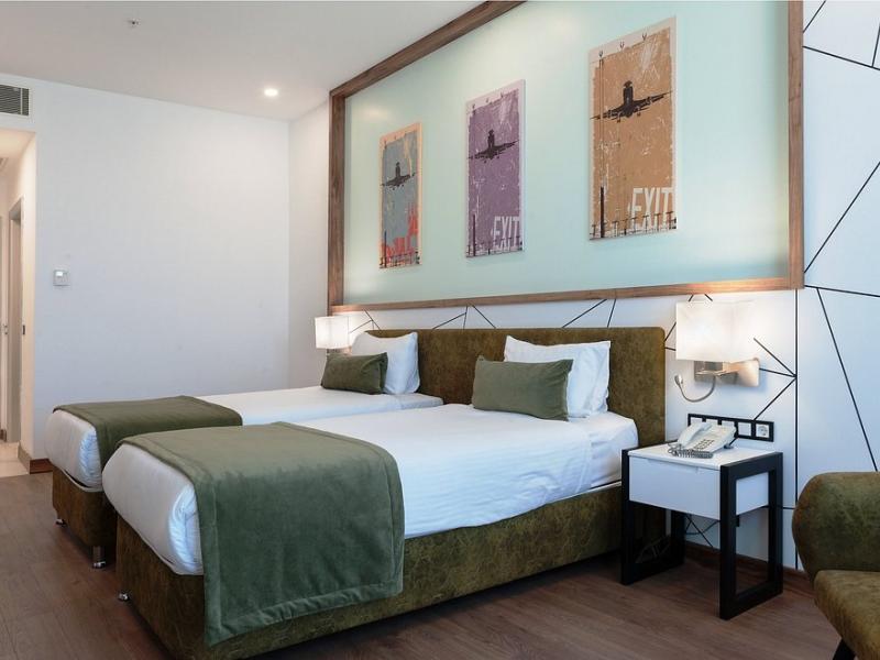 ISG Airport Hotel