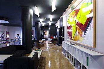 Silken Amara Plaza