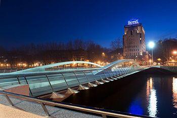 Silken Amara Plaza