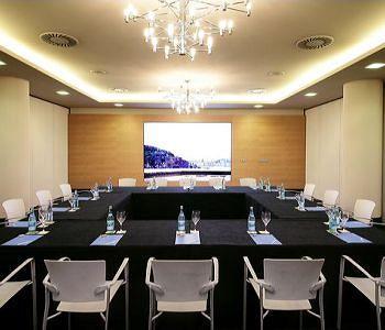 Silken Amara Plaza