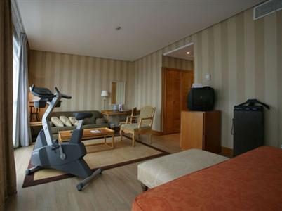 Tryp Orly