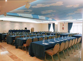Tryp Segovia Los Angeles Comendador Hotel