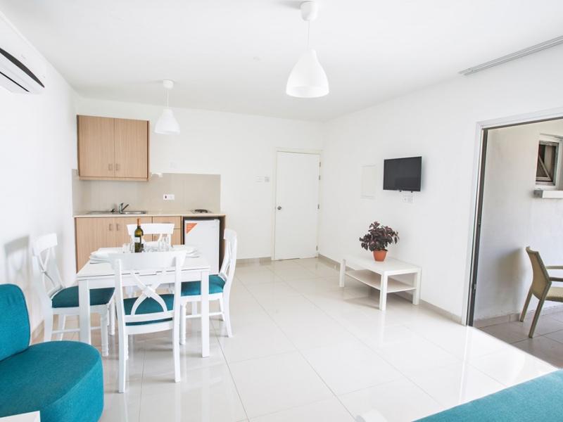 Tsokkos Holiday Apartments