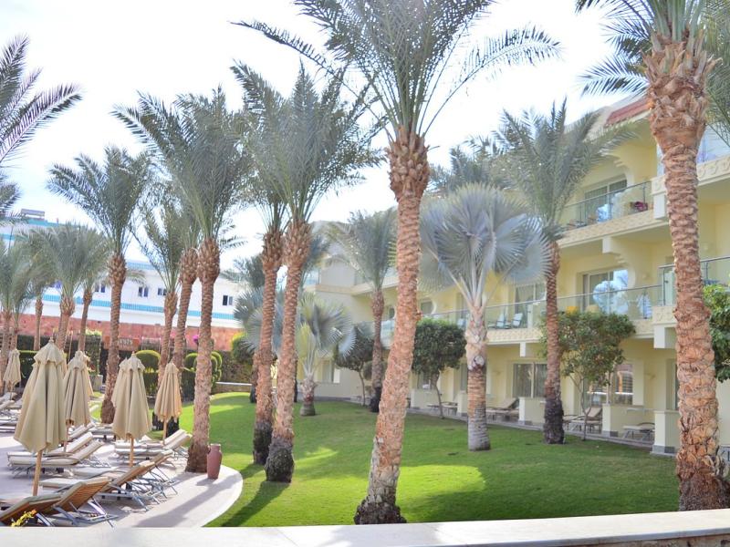 Xperience Sea Breeze Resort