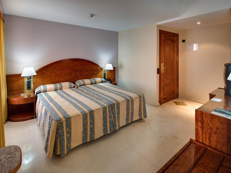 Hotel Reina Cristina 