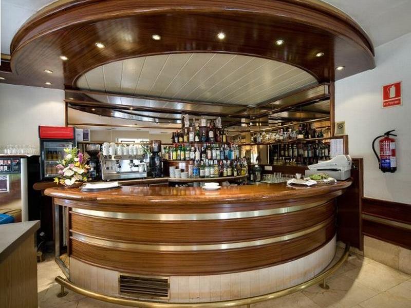 Hotel Reina Cristina 