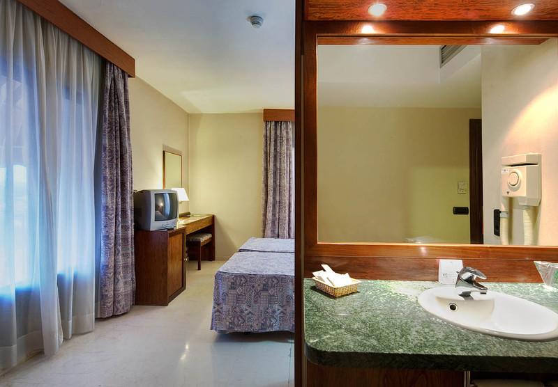 Hotel Reina Cristina 