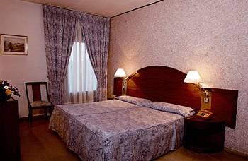 Hotel Reina Cristina 