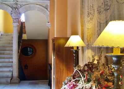 Hotel Maria de Molina