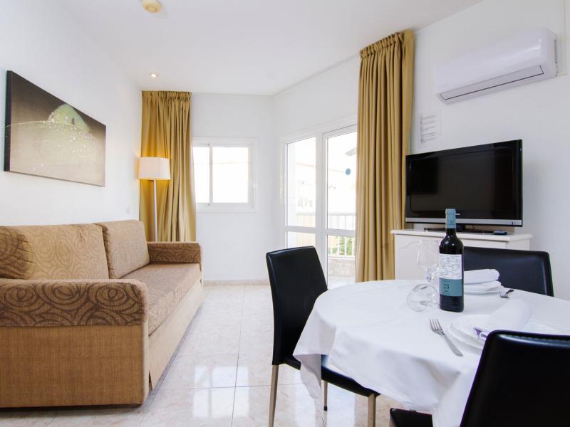 Checkin Bungalows Atlantida