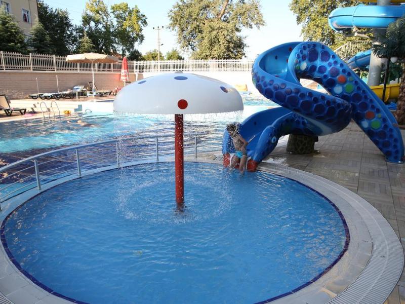 Elegance Resort Hotel